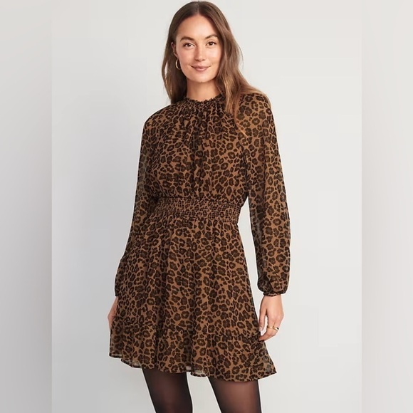 Old Navy Dresses & Skirts - NWT New Old Navy Animal Print Smocked Long Sleeve Mini Dress Size Small Lined